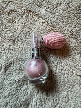 Light purple Highlighter with Puff Applicator